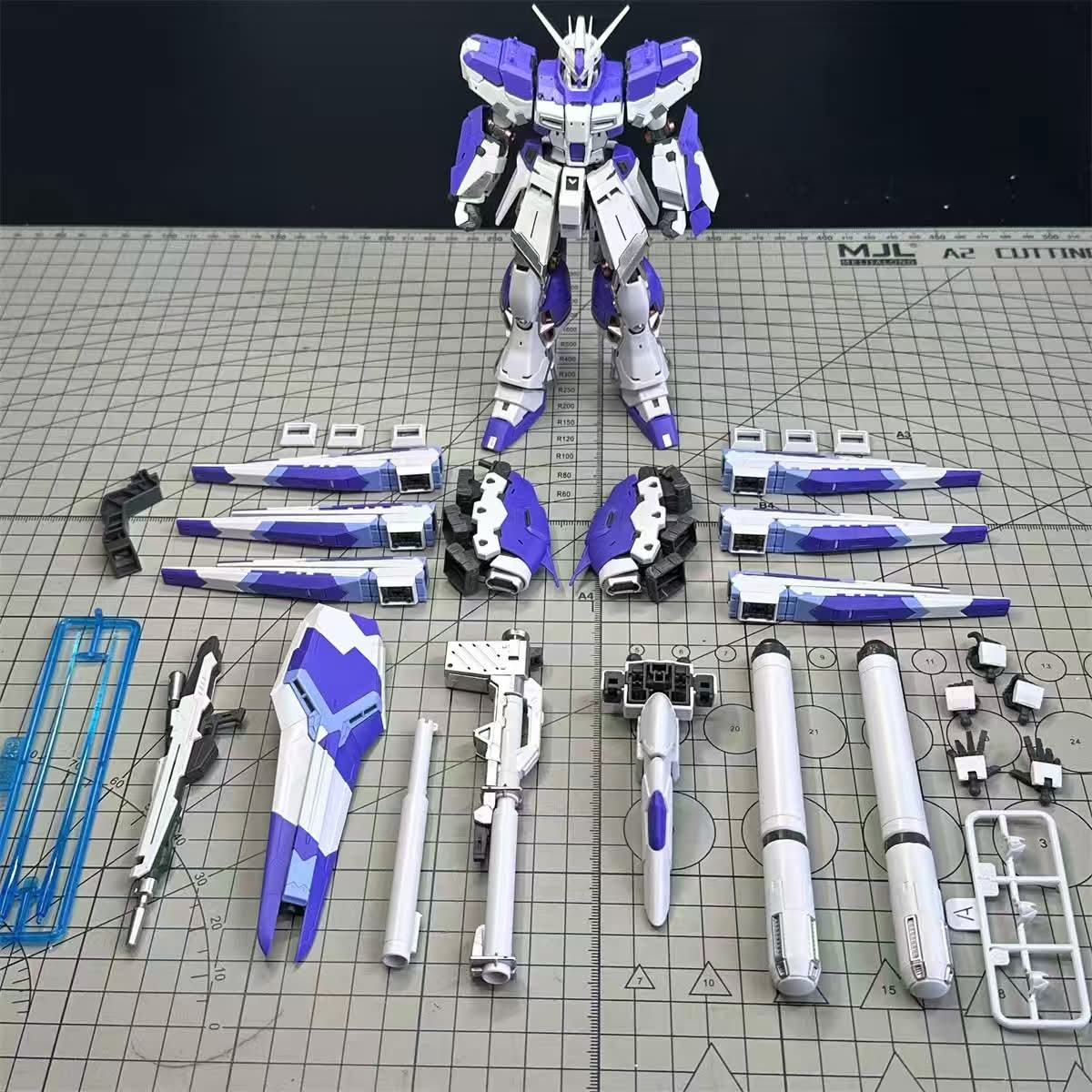 ZJ01 RG 1/144 Hi Nu Fighter KA Version Purple Color